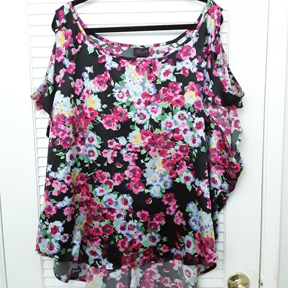 Torrid Open Shoulder Floral Top Blouse Plus 22/24 - Picture 2 of 7